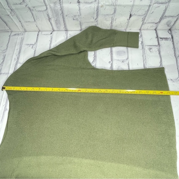 Tommy Bahama Bonita Boatneck Dolman Sleeve Sweater Womens Medium Olive Coastal - Picture 5 of 7